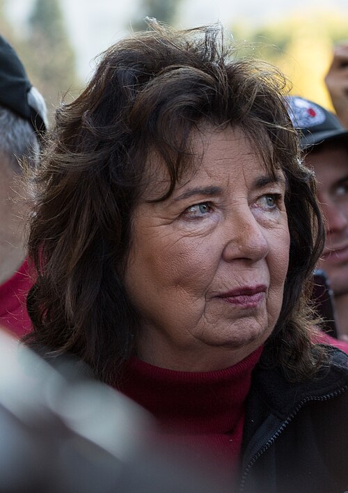 RoseAnn DeMoro